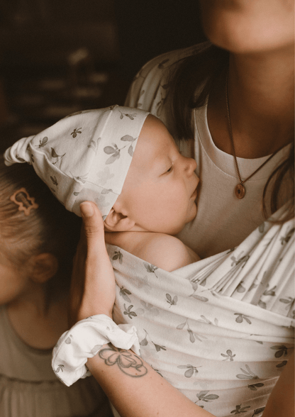 Newborn hat - top knot - Birds of Paradise