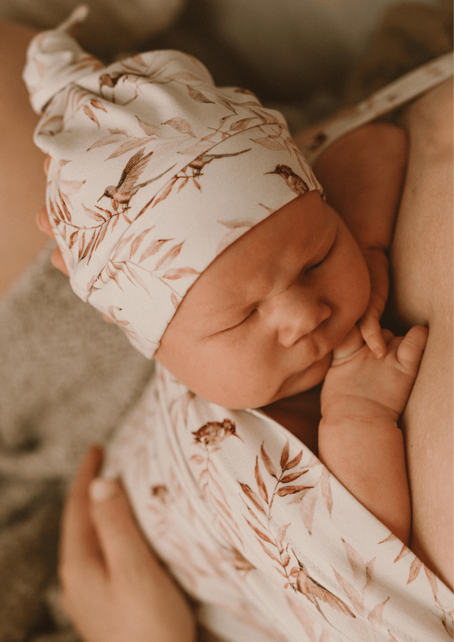 Newborn hat - top knot - Birds of Paradise